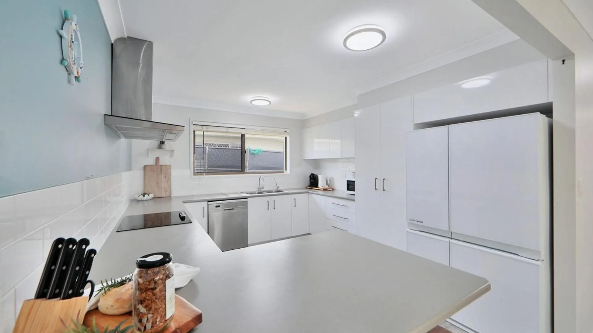 Villa On Miller Bargara 0*,  Australia