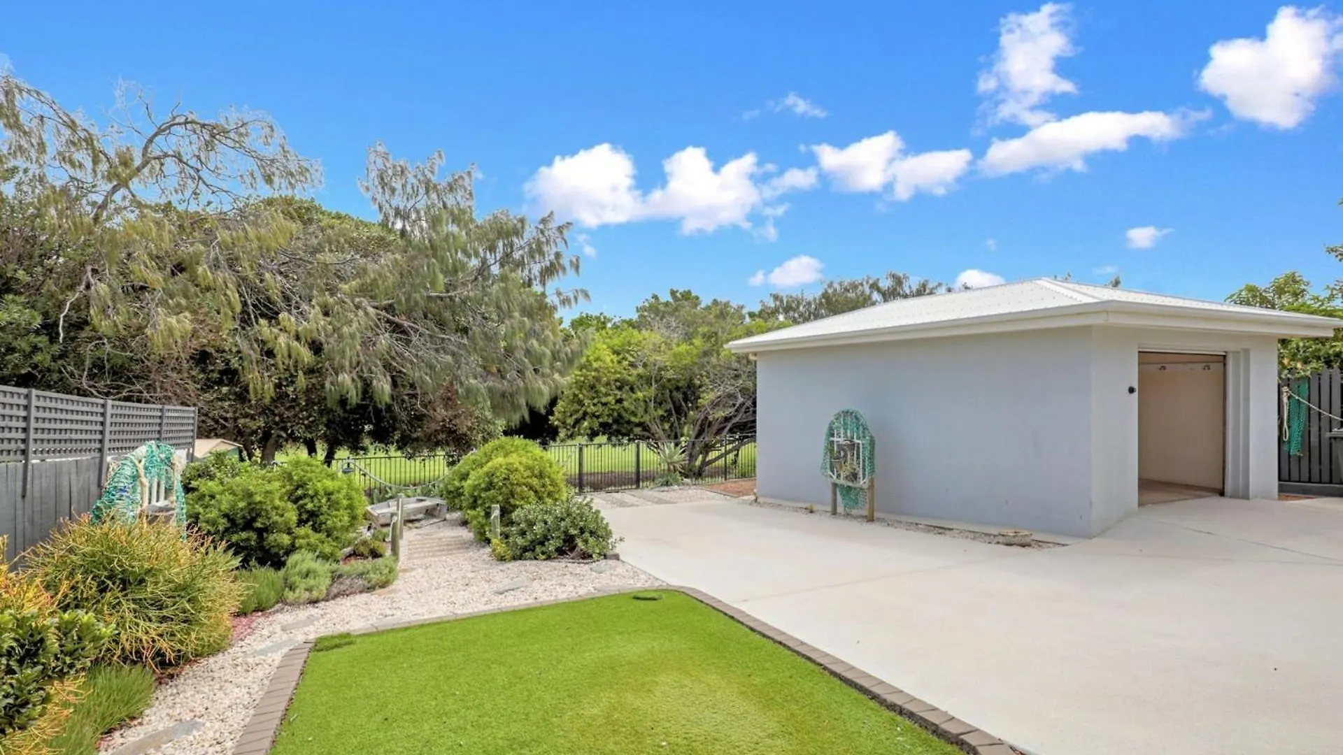 Villa On Miller Bargara Holiday home